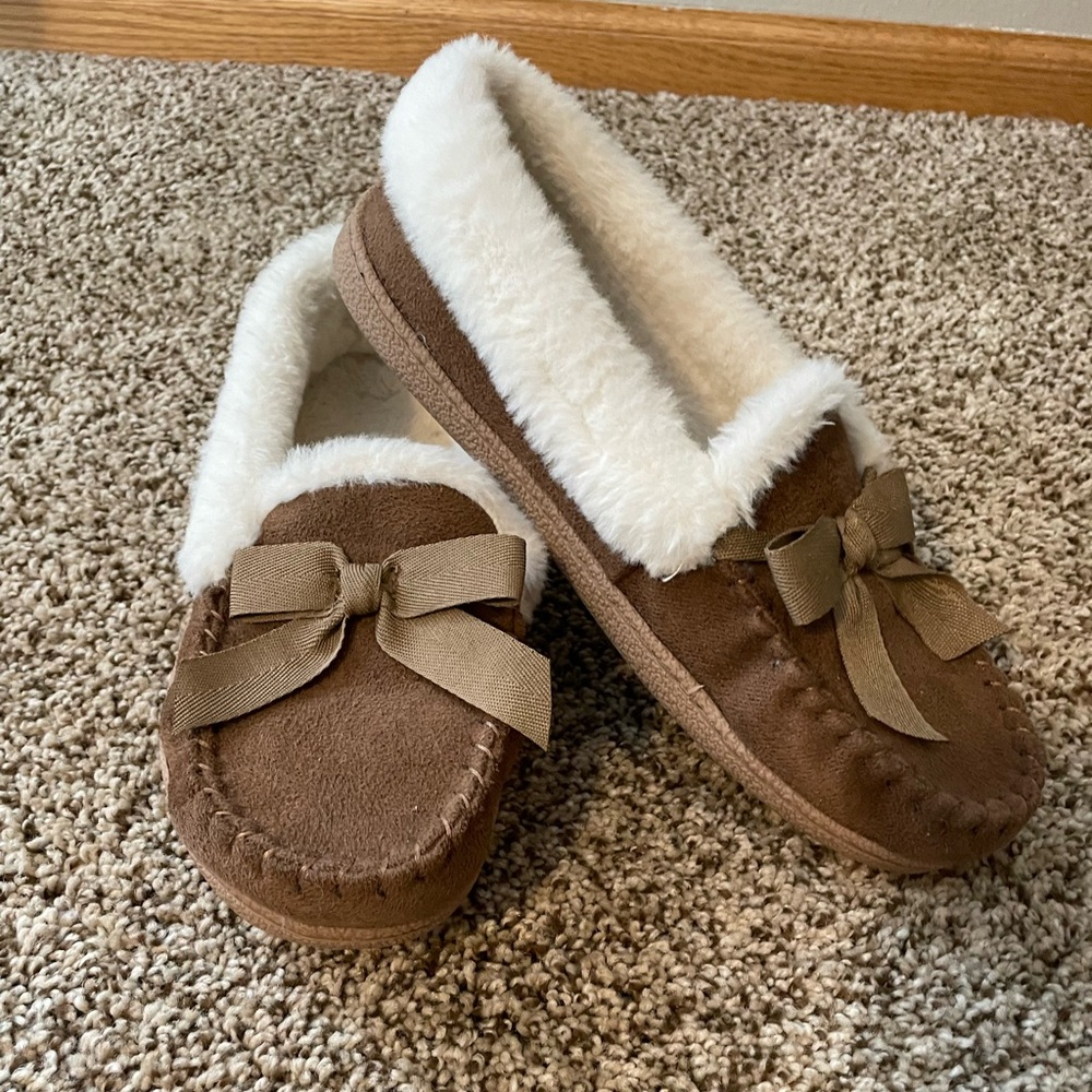Slippers

Sonoma 
7/8